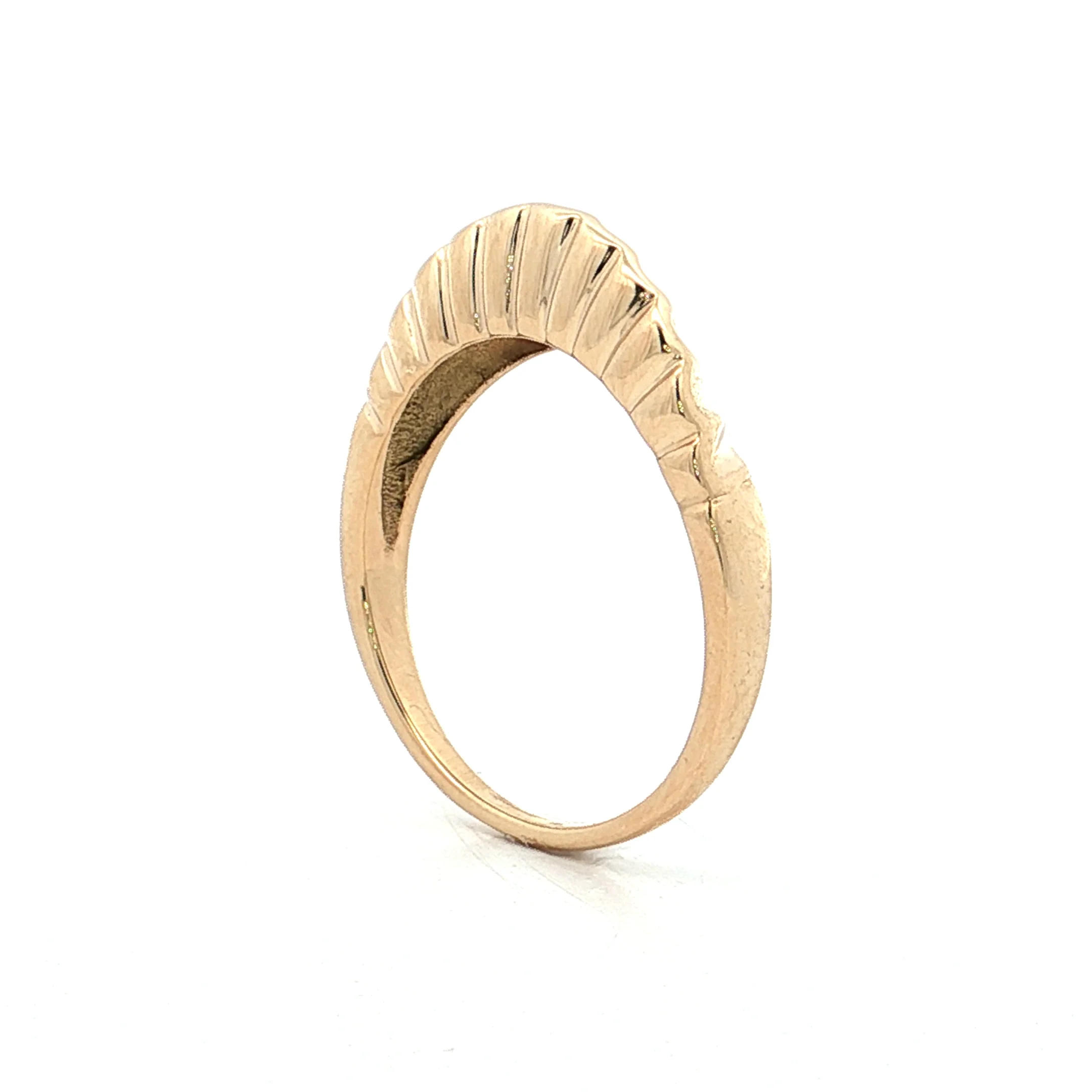 Wavy Scalloped Stacking Ring 14k Yellow Gold - Image 5