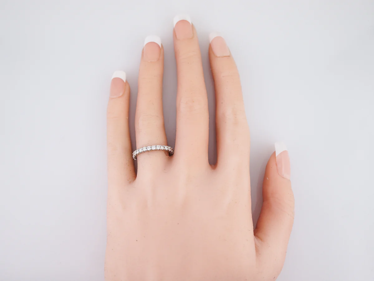Wedding Band Modern 1.08 Round Brilliant Cut Diamonds in 14k White Gold - Image 4
