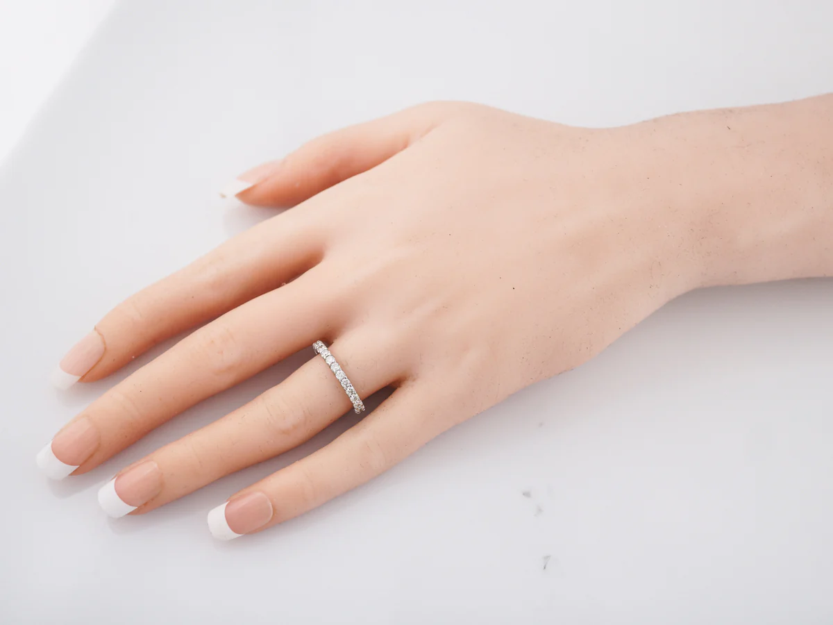 Wedding Band Modern 1.08 Round Brilliant Cut Diamonds in 14k White Gold - Image 5