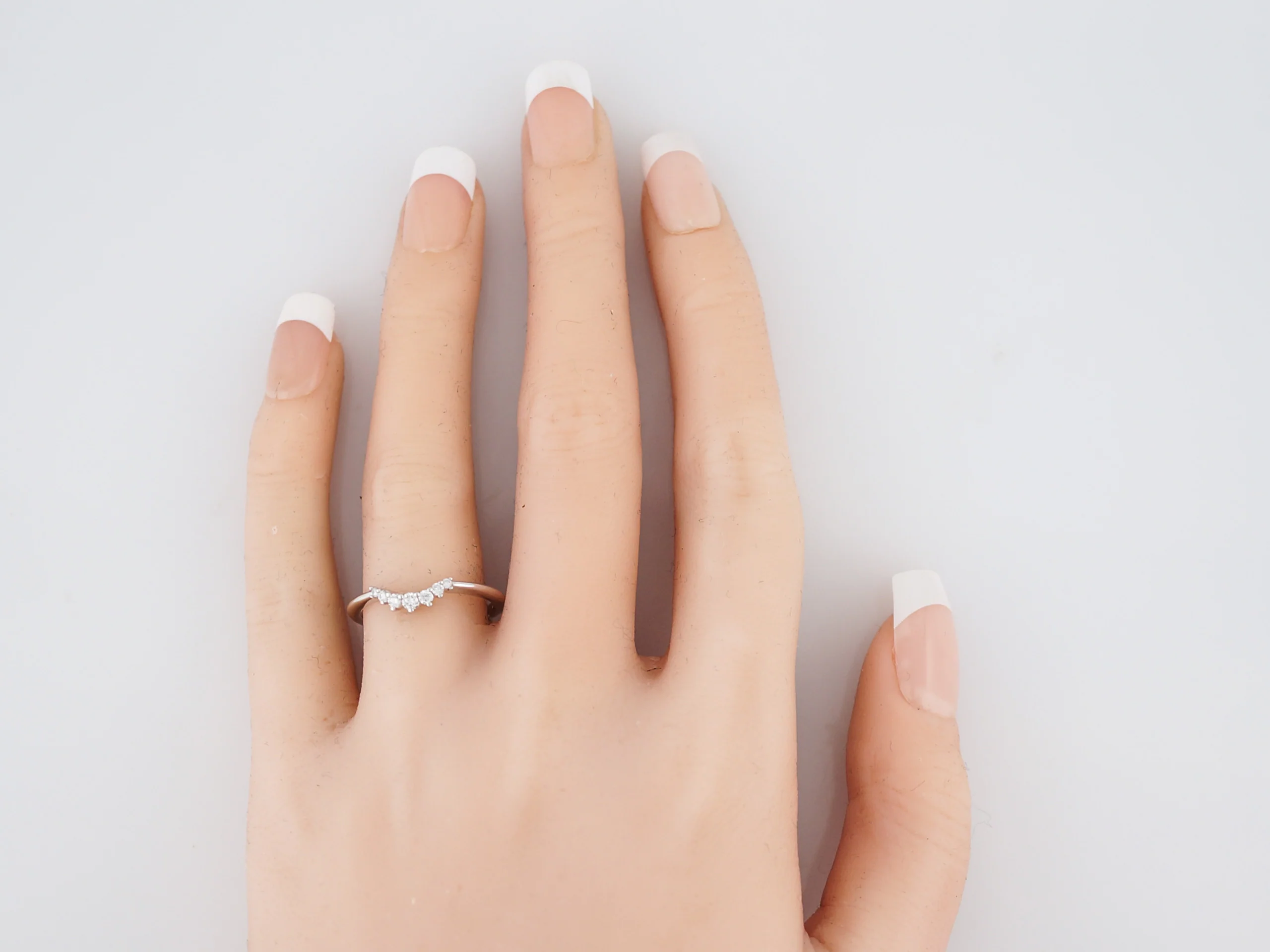 Wedding Band Modern .12 Round Brilliant Cut Diamonds in 14K White Gold - Image 4