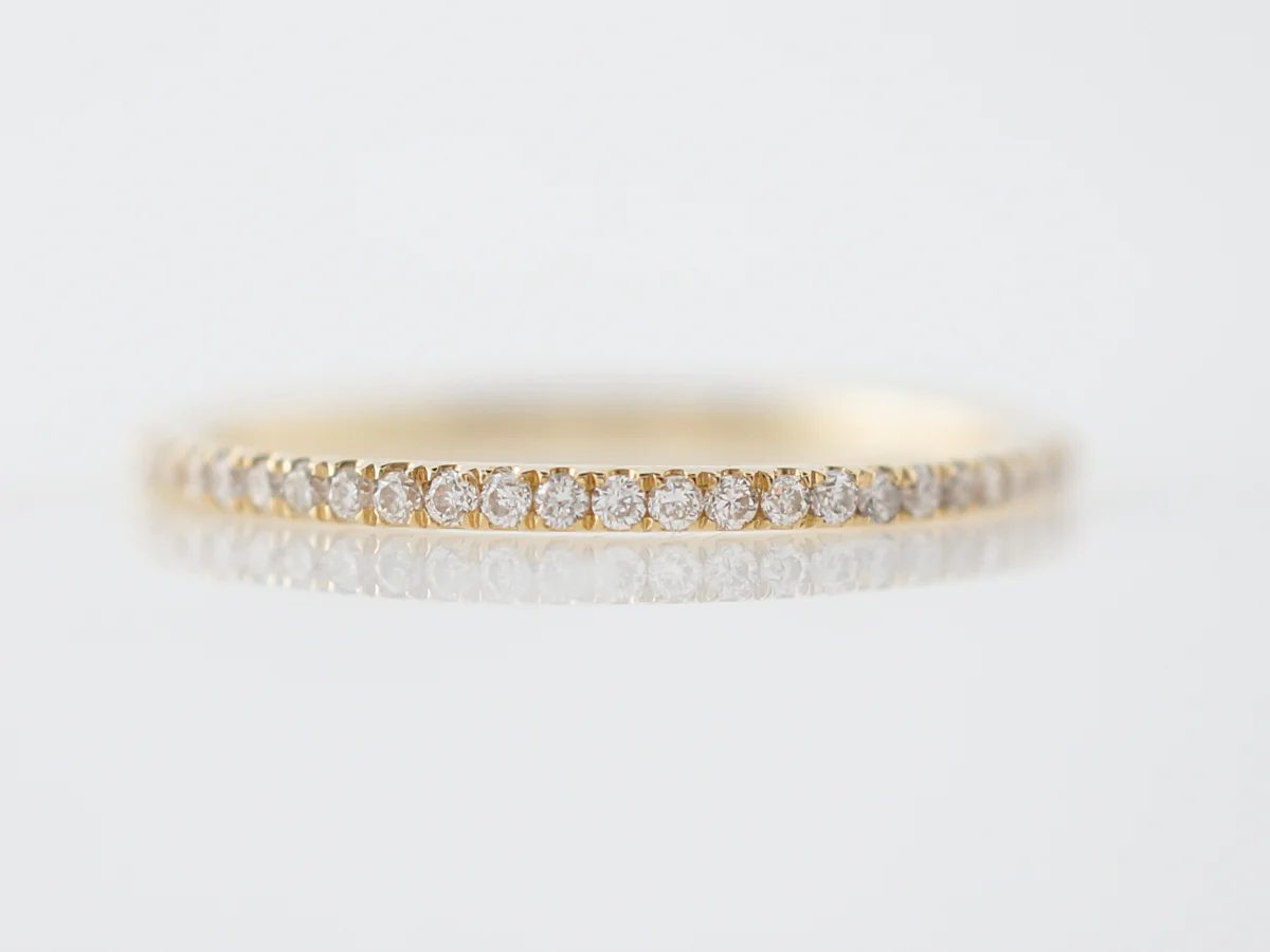 Wedding Band Modern .13 Round Brilliant Cut Diamonds in 18k Yellow Gold