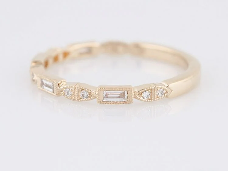 Wedding Band Modern .20 Baguette Cut & Round Brilliant Cut Diamonds in 14k Yellow Gold - Image 3