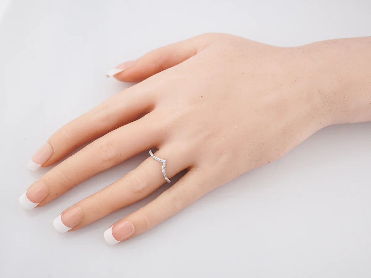 Wedding Band Modern .20 Round Brilliant Cut Diamonds in 14k White Gold - Image 7