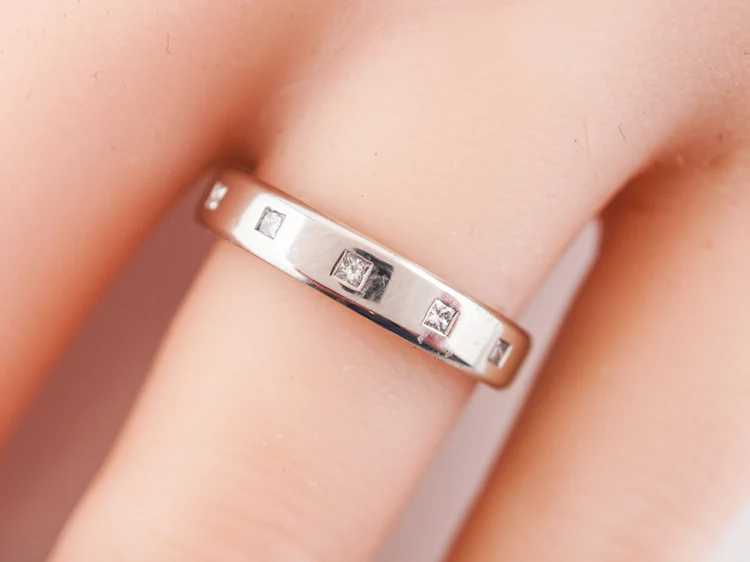 Wedding Band Modern .21 Princess Cut Diamonds in Platinum by Jeff Cooper - Image 7