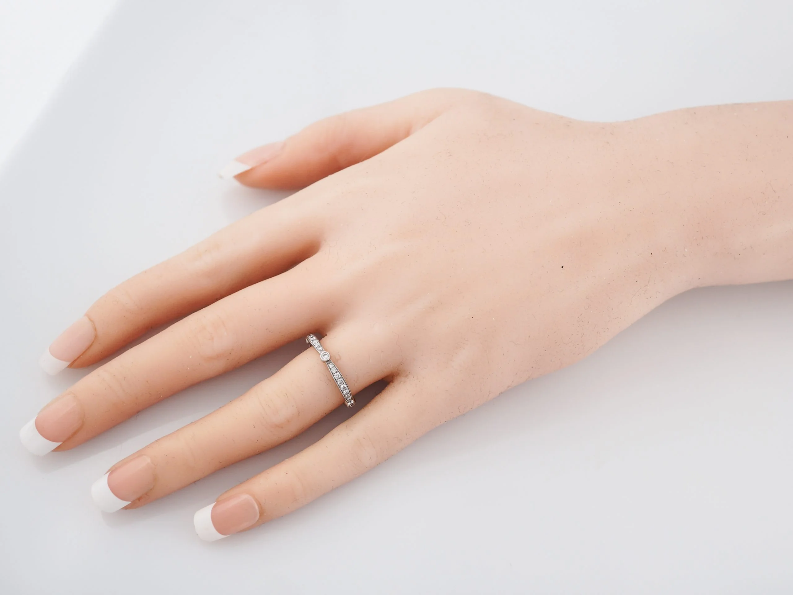 Wedding Band Modern .25 Round Brilliant Cut Diamonds in 18k White Gold - Image 6