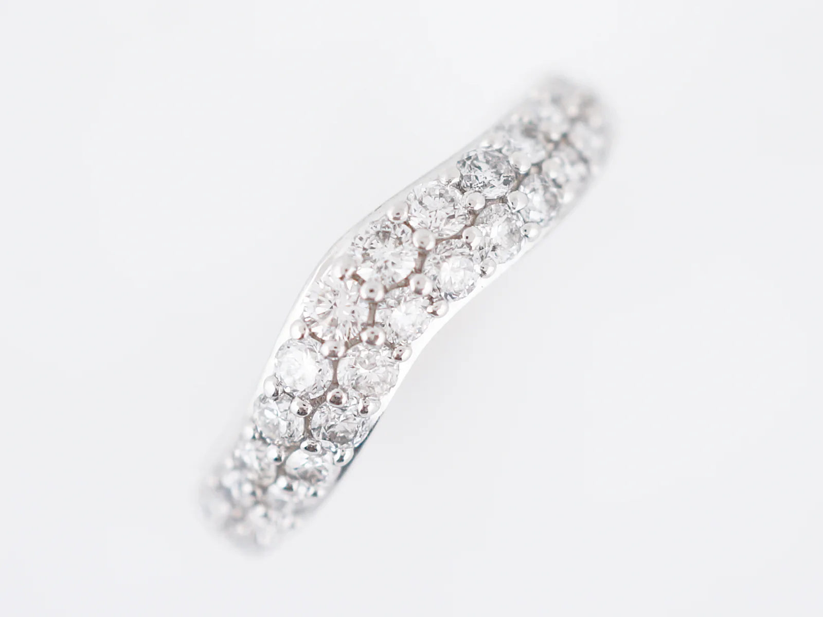 Wedding Band Modern .90 Round Brilliant Cut Diamond in 14K White Gold - Image 4