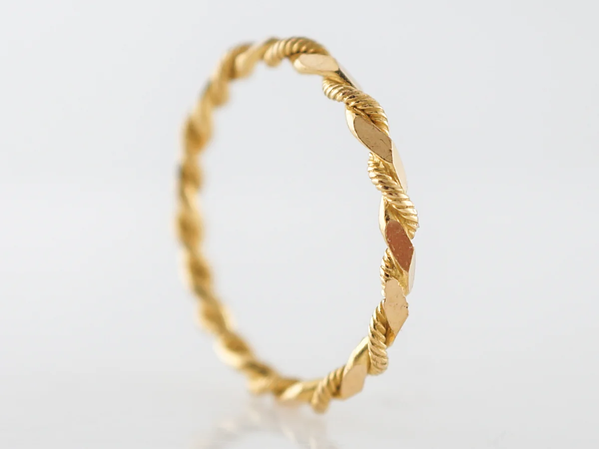 Wedding Band Modern Twisted Rope in 18k Yellow Gold - Image 3