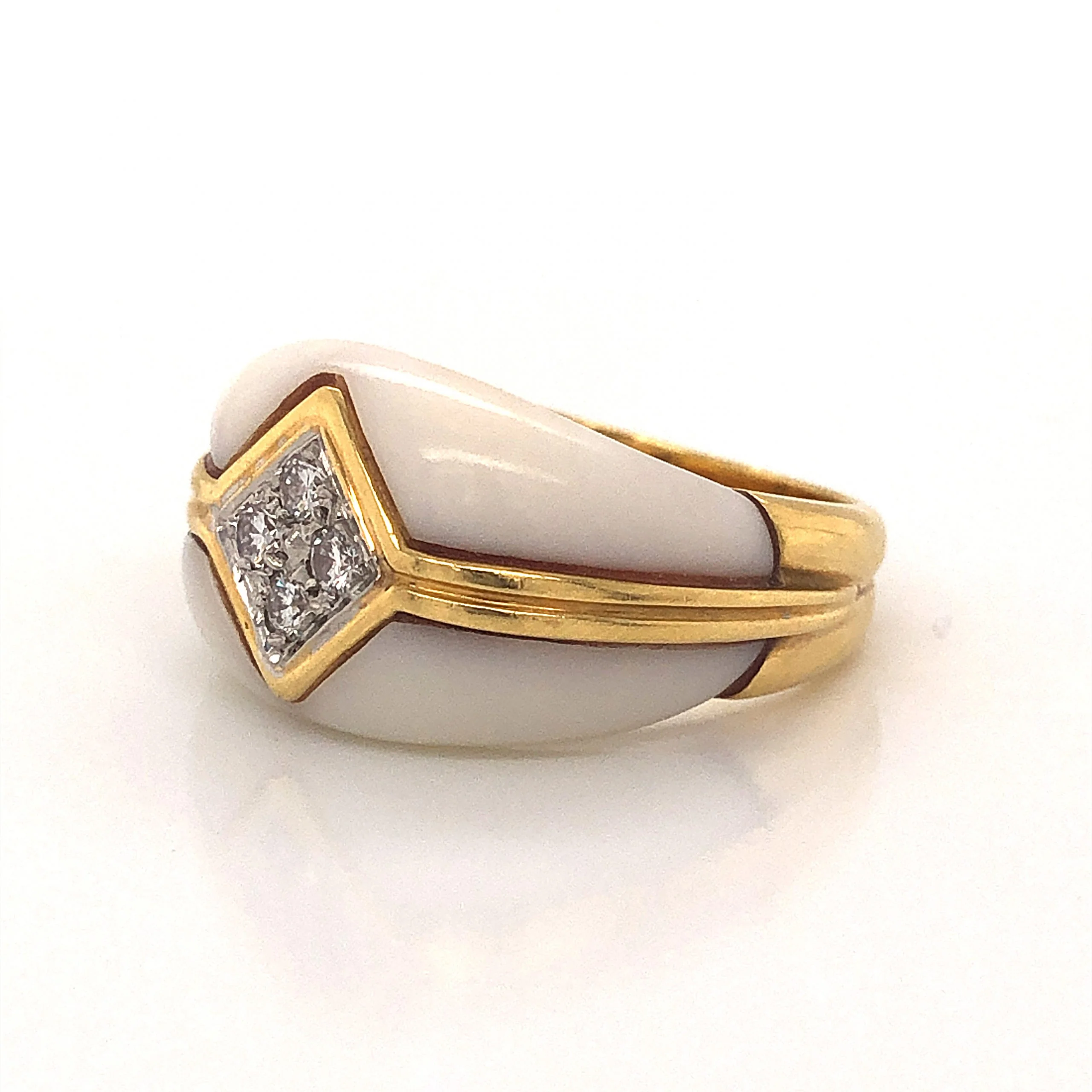 White Coral & Diamond Ring in 18k Yellow Gold - Image 2