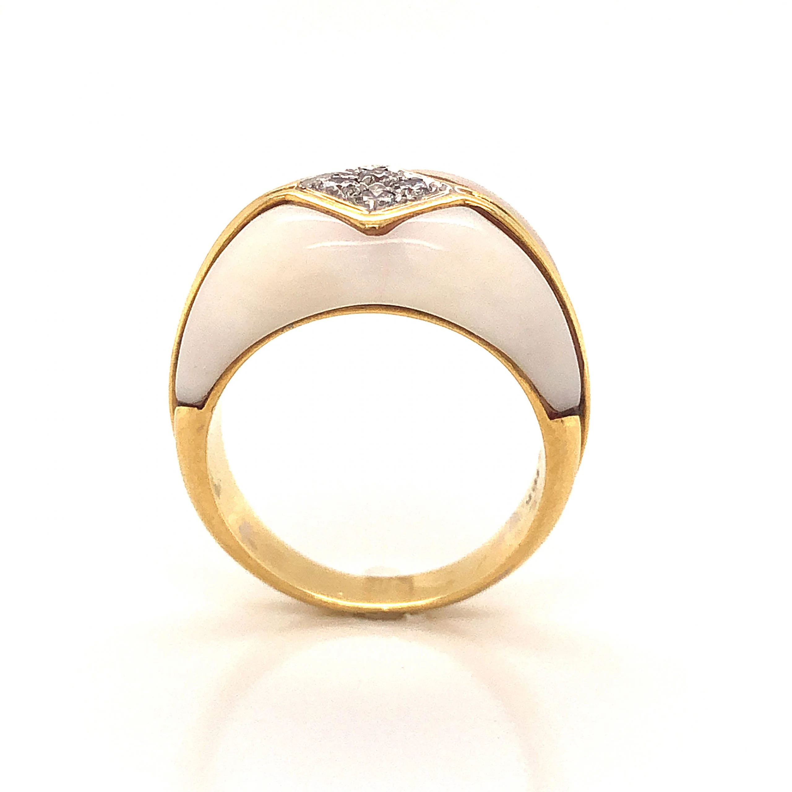 White Coral & Diamond Ring in 18k Yellow Gold - Image 4