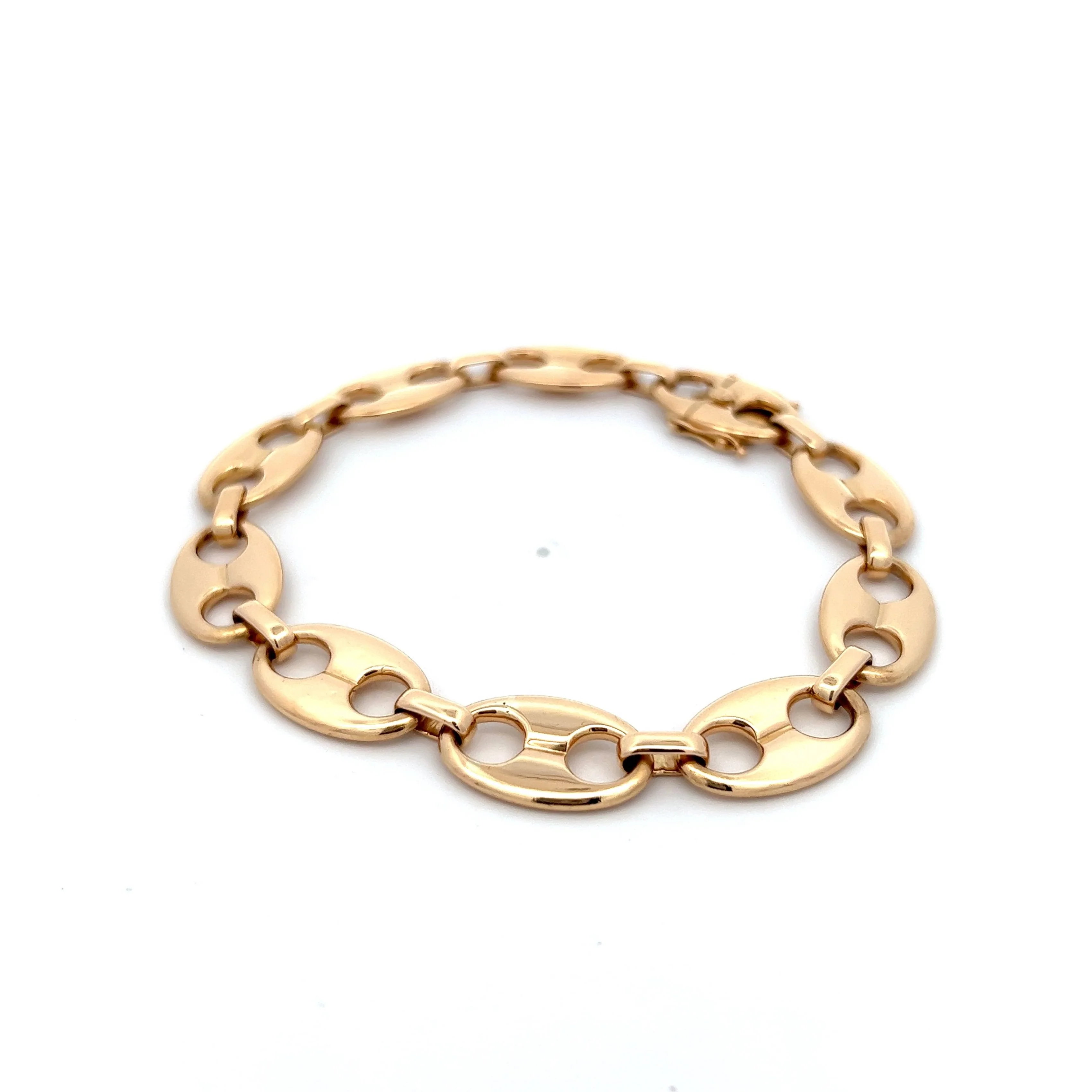 Wide Mariner Link Bracelet in 18k Yellow Gold - Image 2