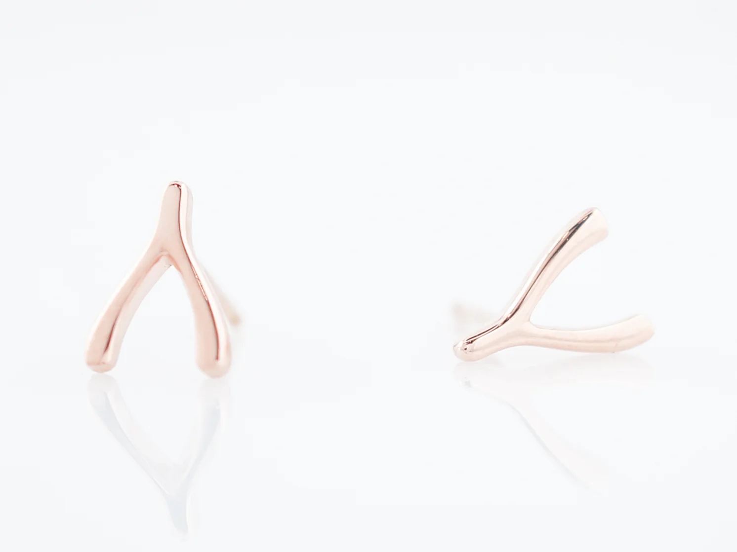 Wish Bone Earrings Modern in 14K Rose Gold - Image 2