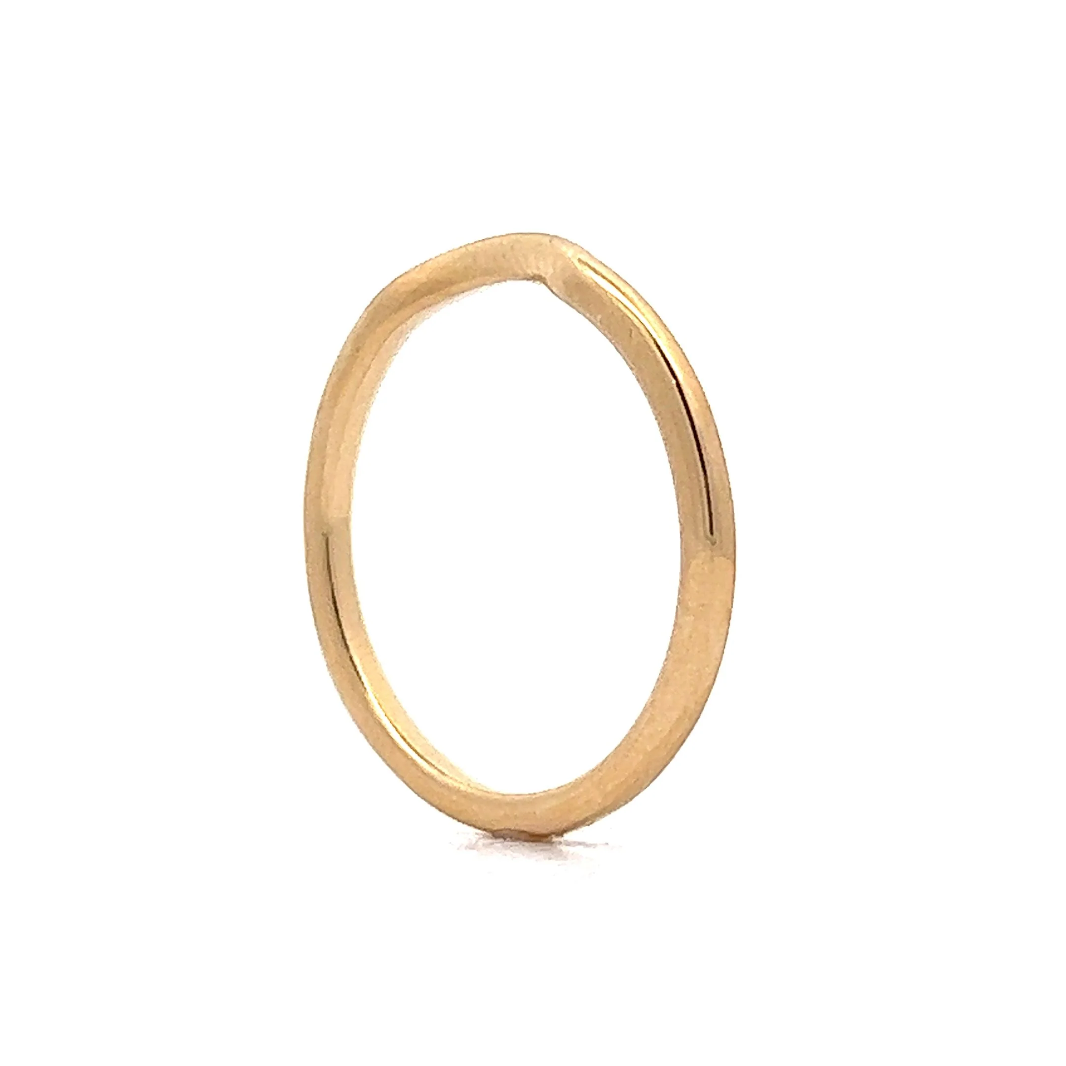 Simple Contoured Wedding Band in 14k Yellow Gold - Image 5